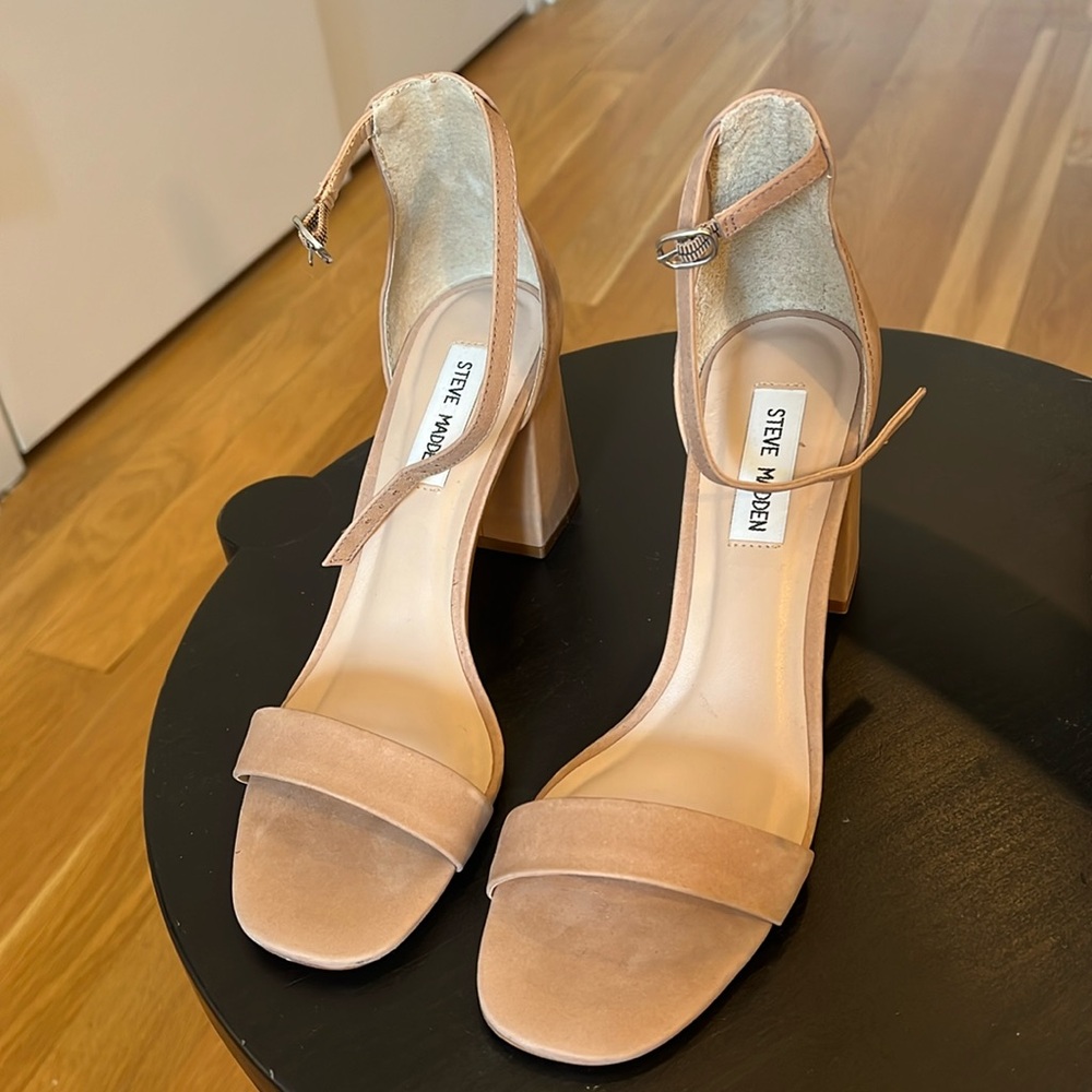 Nude heels